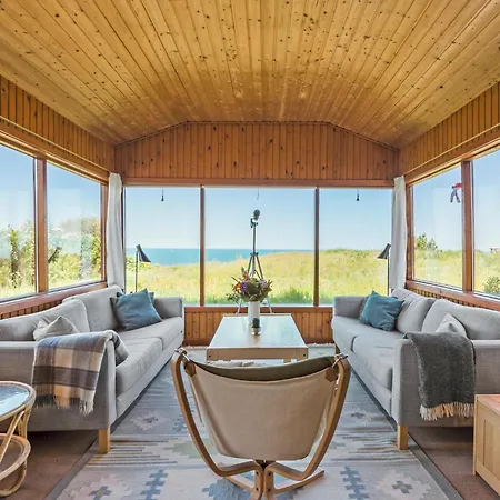 Casa vacanze Lovely In With Wifi